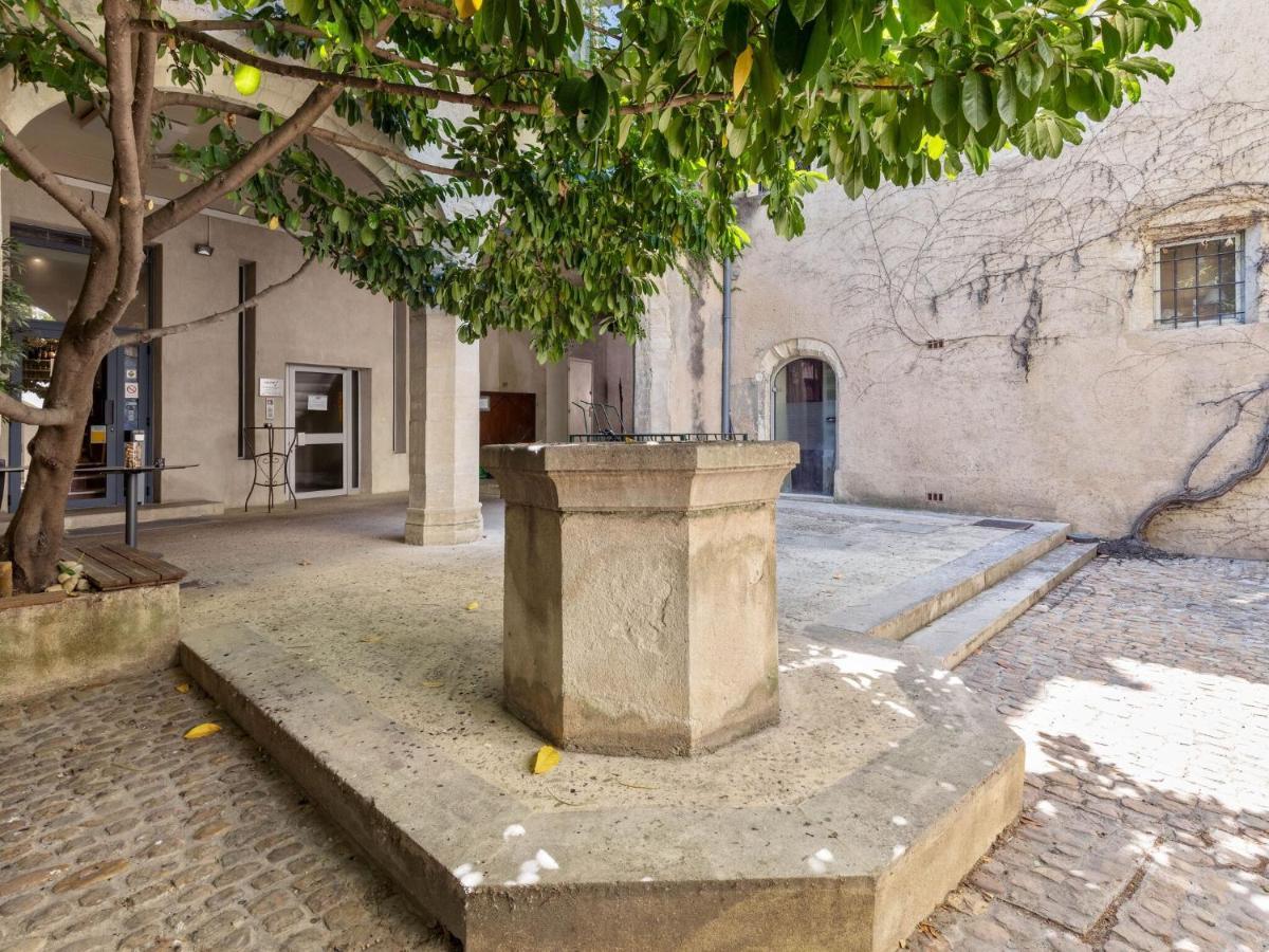 Holiday Home In Avignon Next To The City Centre Eksteriør billede